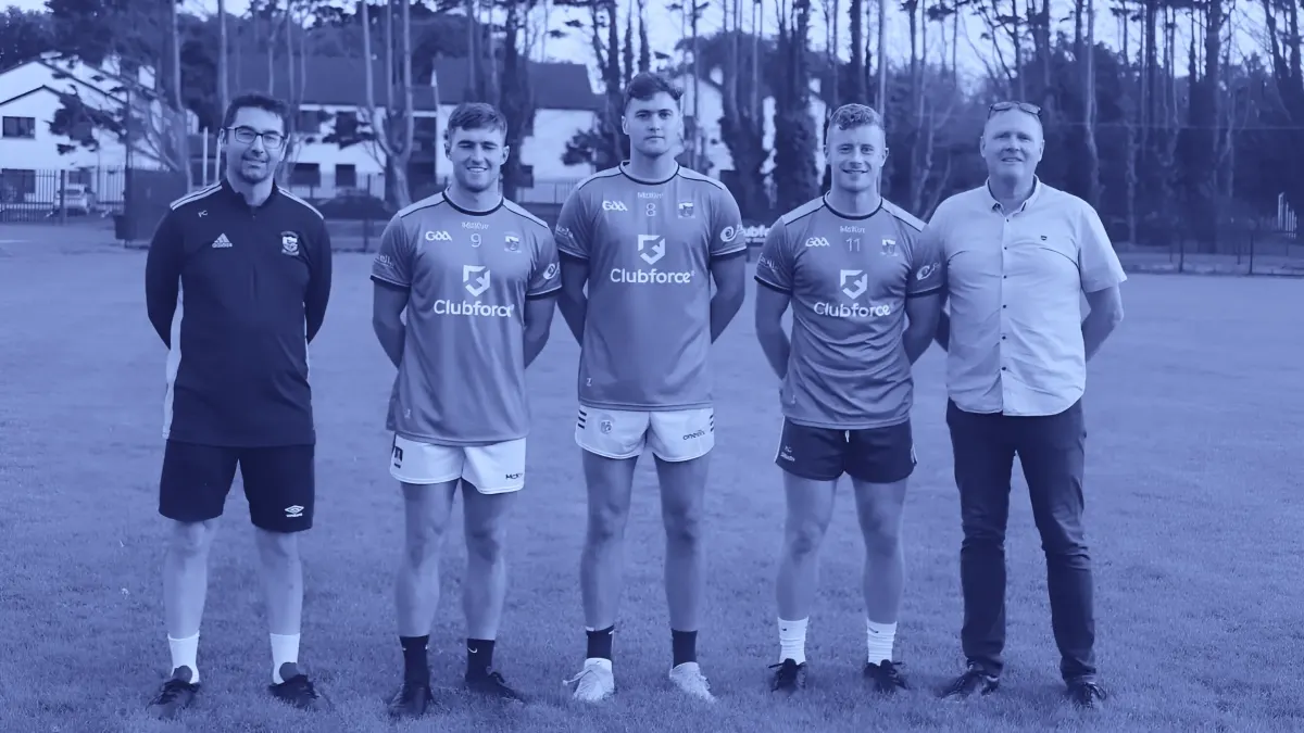 5 soccer players
